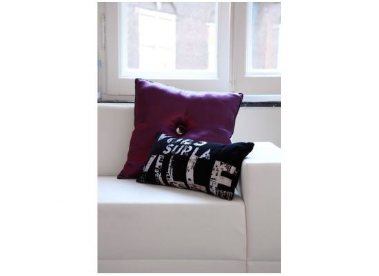 Girl's Room cushion KV Purple 050*050