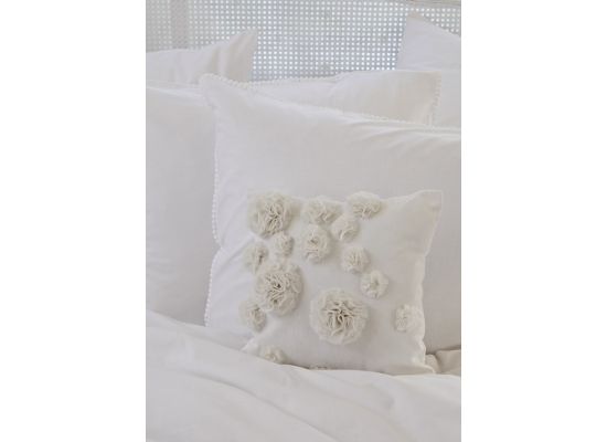 Ariadne Bouquet cushion White 30x30